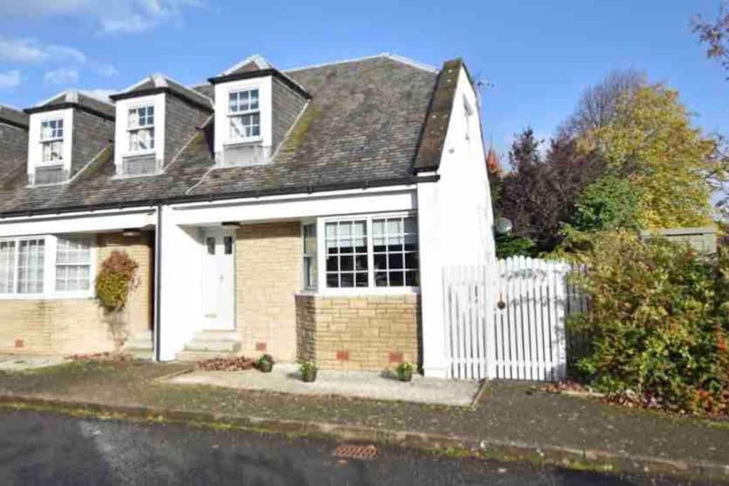 Best Location In Town, It Is All On The Doorstep. Ayr Exterior photo
